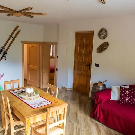 Apartment Accogliente Trilocale Nel Cuore Della Valdidentro Isolaccia